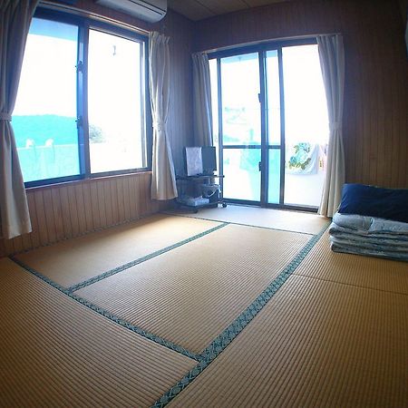 Hotel Minshuku Yadokari Zamami Exteriér fotografie