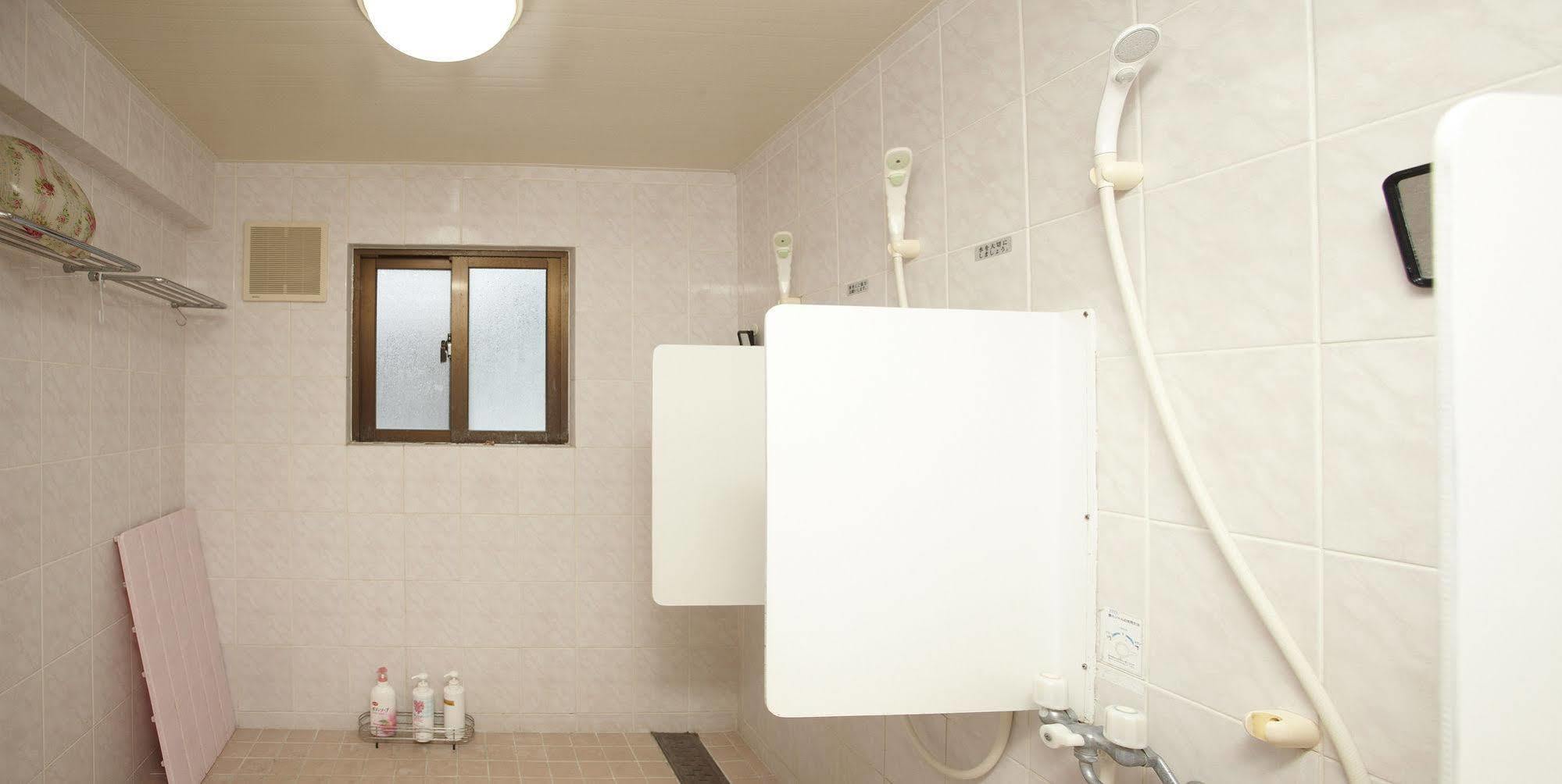 Hotel Minshuku Yadokari Zamami Exteriér fotografie