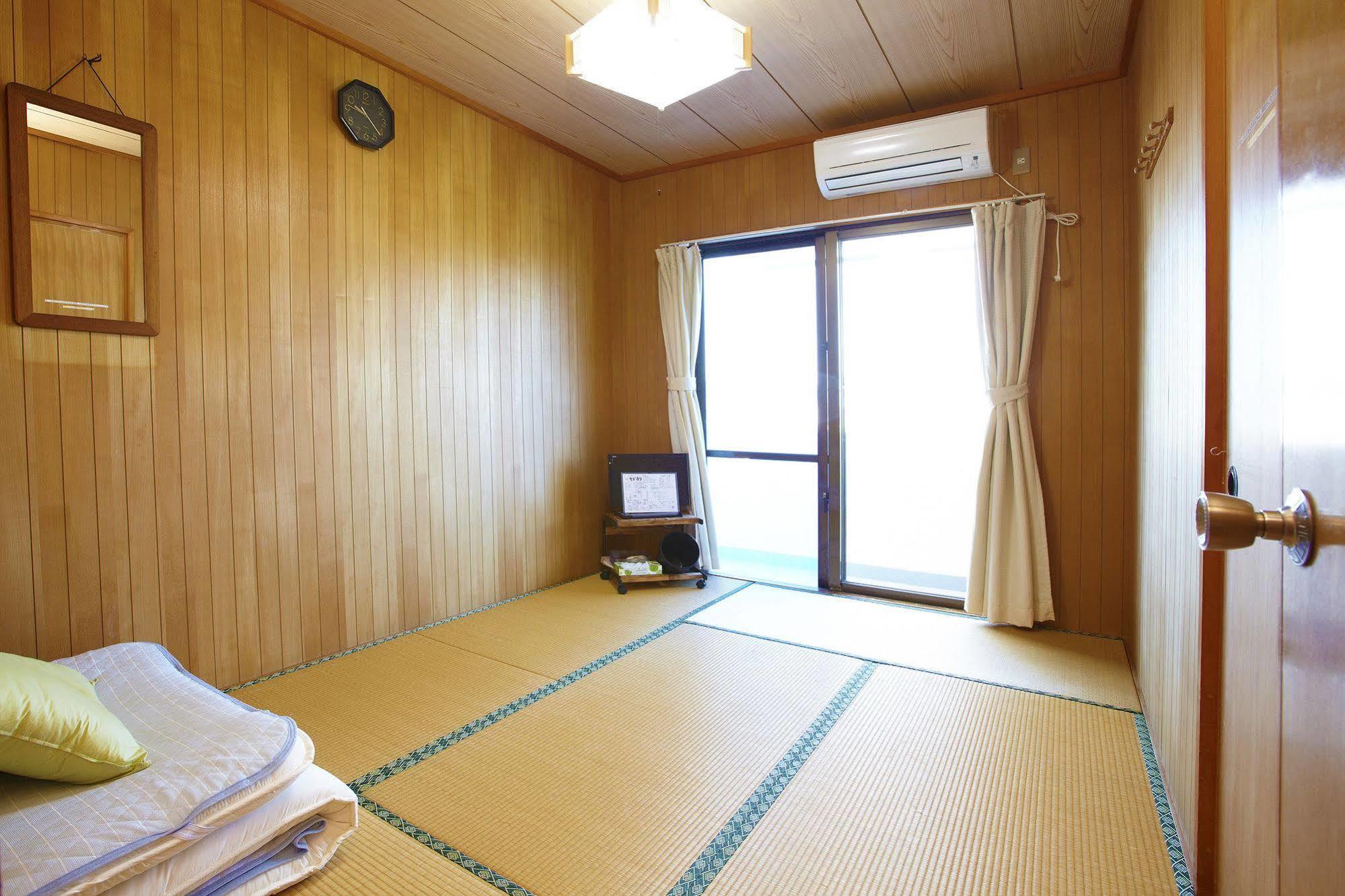 Hotel Minshuku Yadokari Zamami Exteriér fotografie