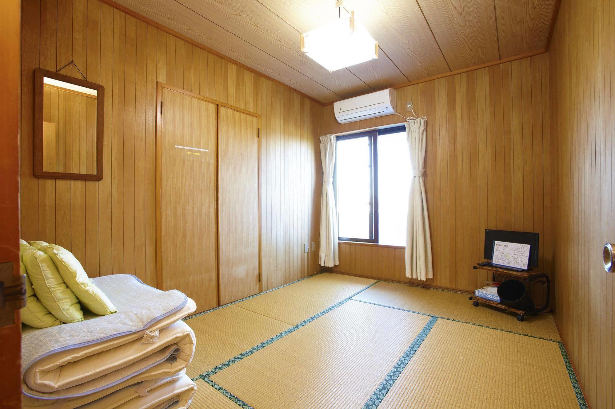 Hotel Minshuku Yadokari Zamami Exteriér fotografie
